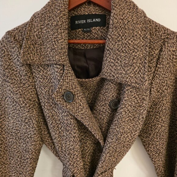 Jacket - Picture 2 of 6